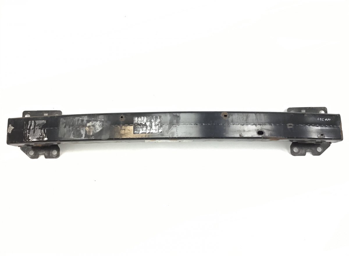 Chrysler Grand Voyager / Town & Country передний бампер, штифт CHRYSLER VOYAGER V (RT) (2007-2016) Front Bumpe...
