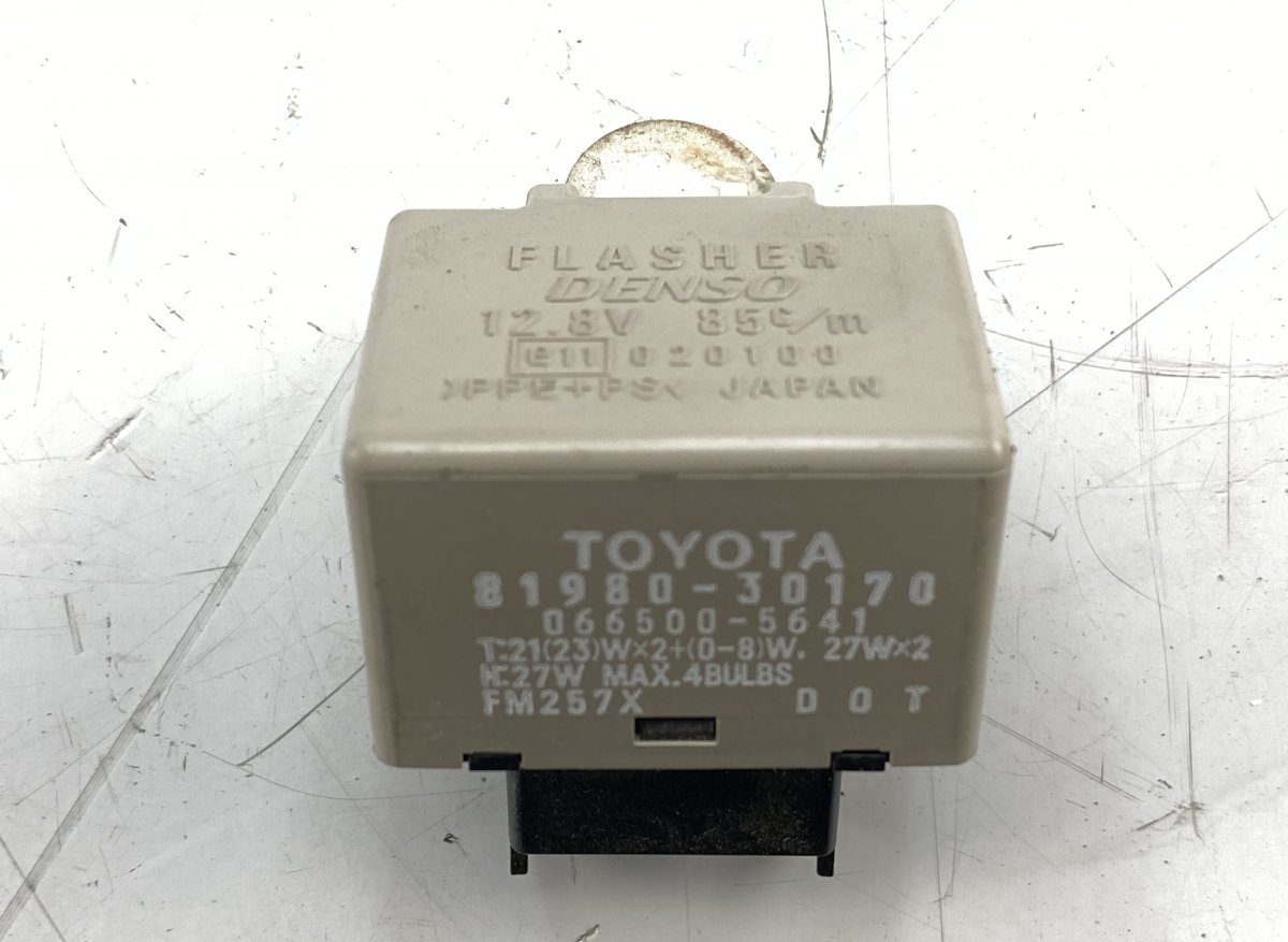 Lexus GS Indicators Relay LEXUS GS III (2005-2011) Indicators Relay 81980...