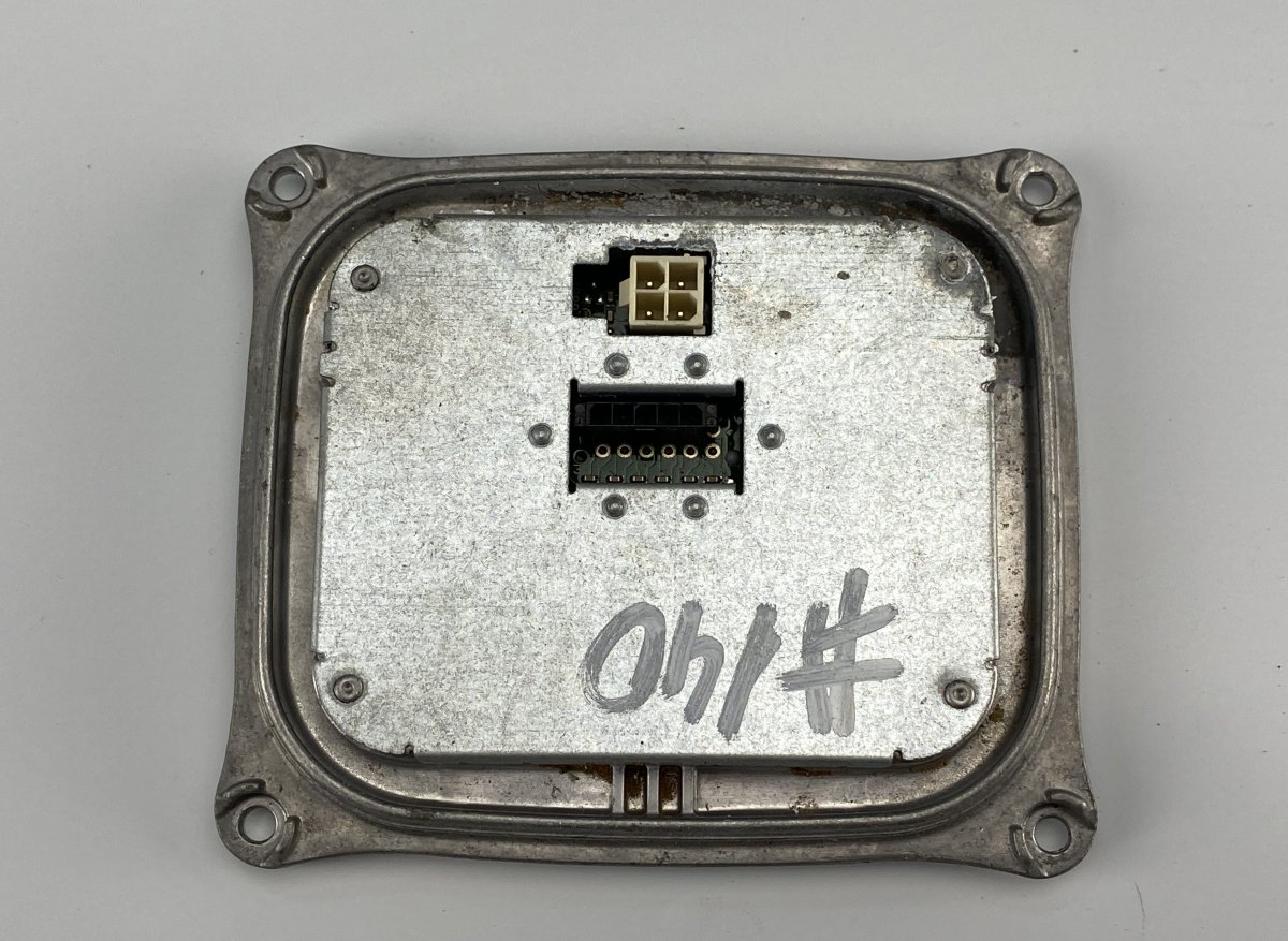 Audi A4 (B8) Xenon control unit right AUDI A4 / A4 ALLROAD (B8) (2007-2015) Xenon con...