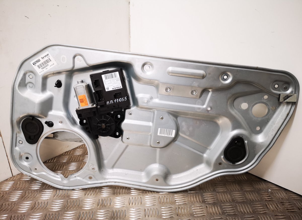 Volvo C30 Window Regulator Compl. rear right VOLVO S40 / V50 / C30 / C70 (MS, MW) (2004-2012...