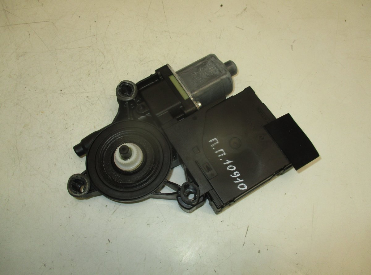Volkswagen Passat (B7) Window Regulator Motor Front Right VW PASSAT B6 (3C) (2005-2010) Window Regulator ...