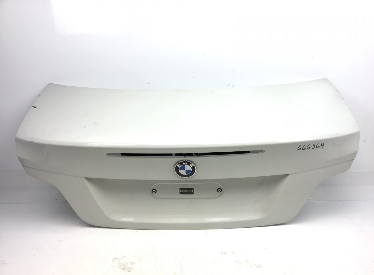 BMW 1 (E81 / E82 / E87 / E88) Bootlid / tailgate BMW 1 (E81, E82, E87, E88) (2003-2013) Bootlid ...