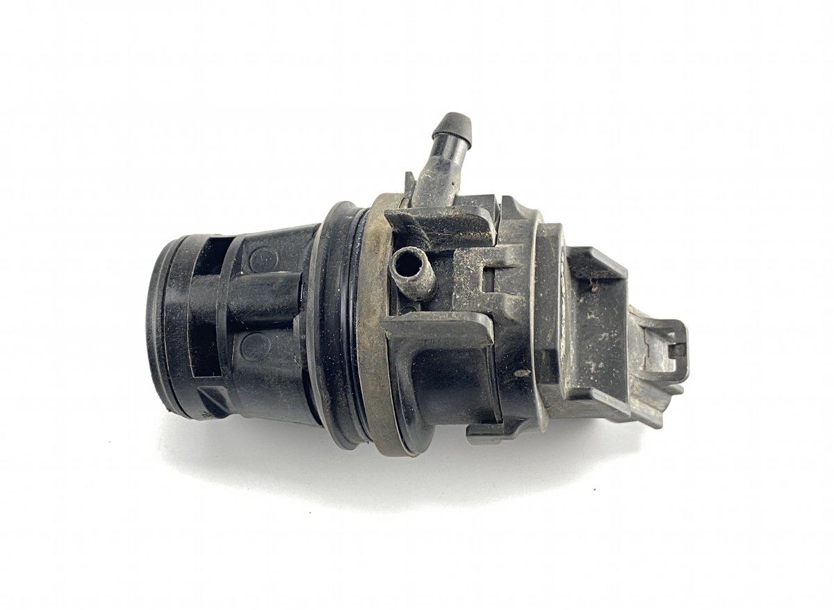 Mazda 6 (GH) Washer pump Windscreen MAZDA 6 (GH) (2007-2012) Washer pump Windscreen...