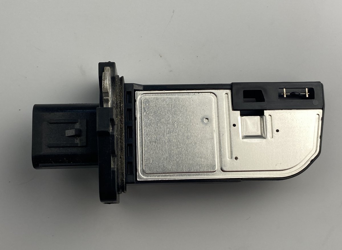 Volvo XC60 Mass Air-Flow Sensor VOLVO XC60 I (2009-2017) Mass Air-Flow Sensor 8...