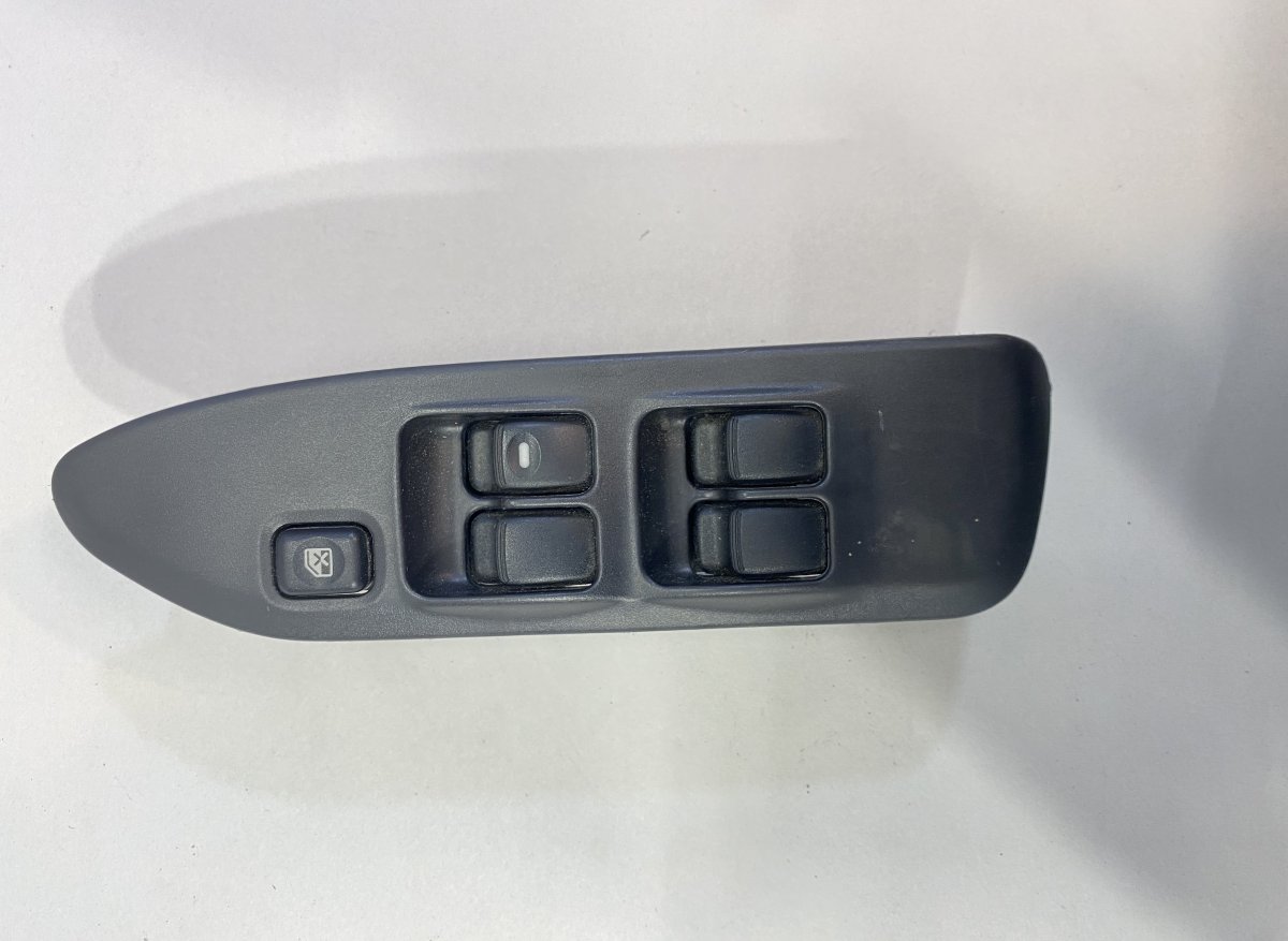 Mitsubishi Lancer Switch For Electric Windows Front Right MITSUBISHI LANCER (CS, CT) (2000-2013) Switch F...