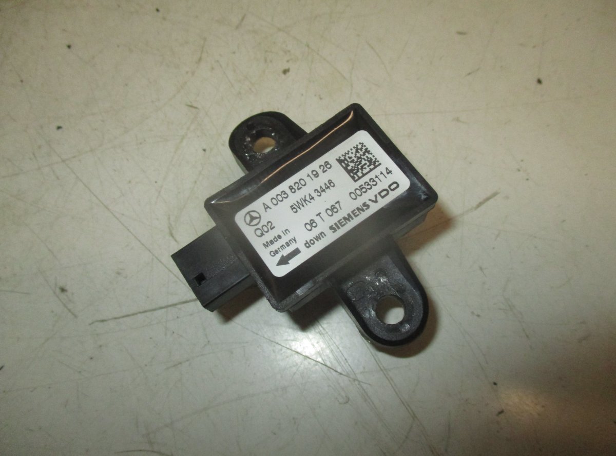 Mercedes-Benz A (W169) Airbag crash sensor, right MERCEDES-BENZ S-CLASS (W221) (2005-2013) Airbag...
