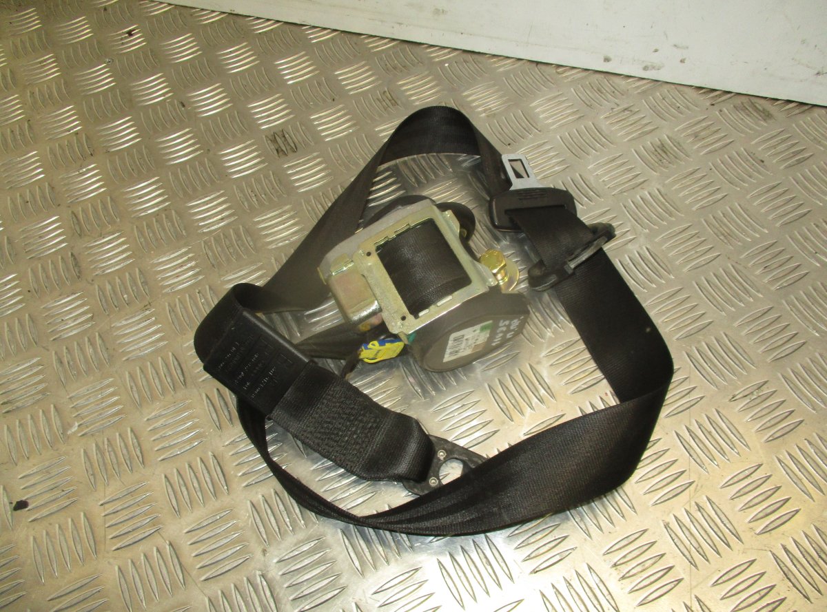 Audi A4 (B6) Seat Belt Front Right AUDI A4 (B6) (2000-2004) Seat Belt Front Right ...