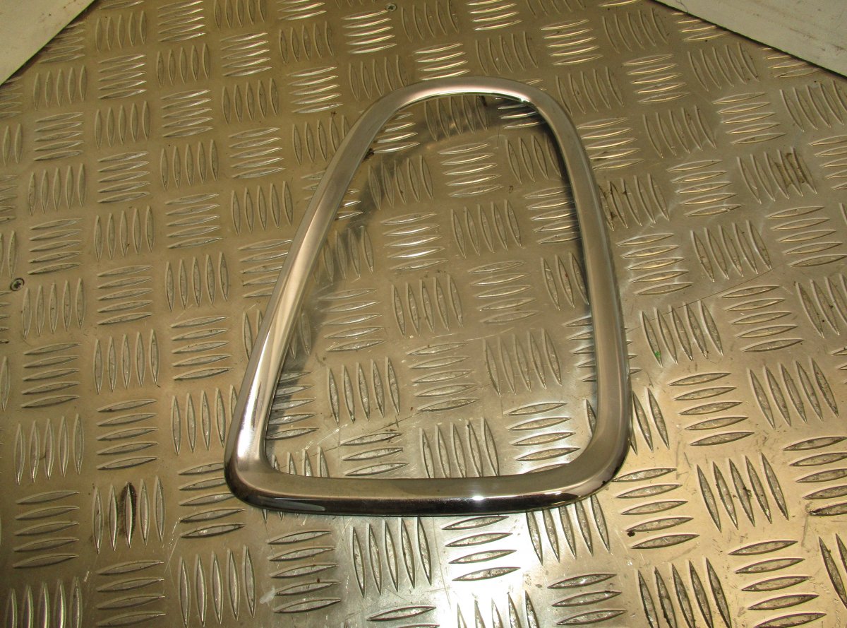 Plastic cover under taillight right Brand/Model: MINI MINI
Year: 2009
Engine: 1598c...