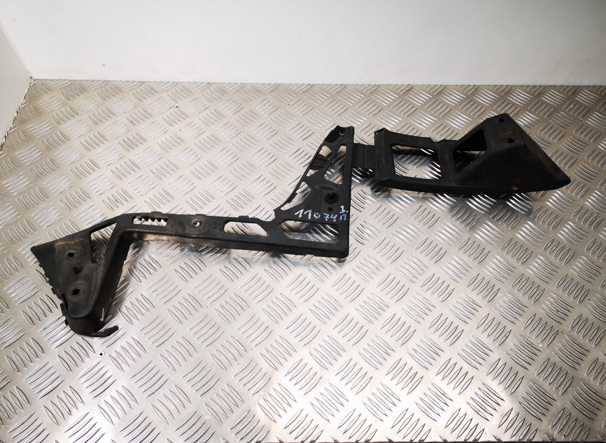 Ford Mondeo Rear bumper Carrier holder on fender left FORD MONDEO Mk IV (BA7) (2007-2014) Rear bumper...