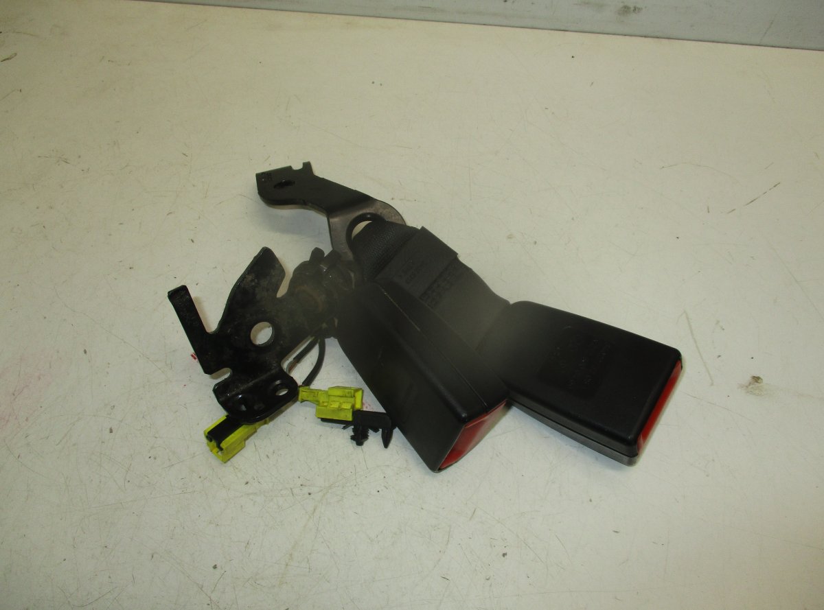 Mercedes-Benz A (W169) Seat Belt Buckle Rear Center MERCEDES-BENZ E-CLASS (W212) (2009-2016) Seat B...