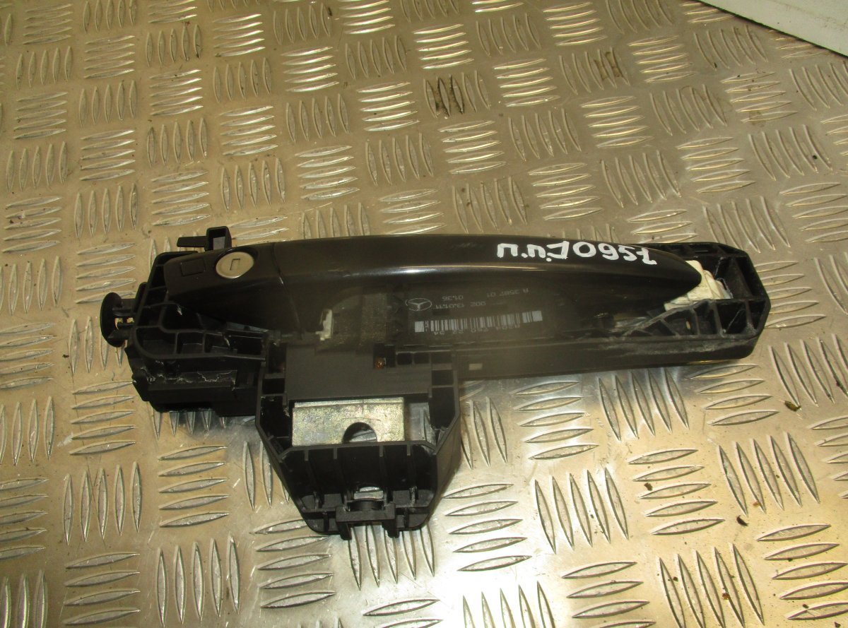 Mercedes-Benz A (W169) Door Handle Exterior Front Right MERCEDES-BENZ E-CLASS (W212) (2009-2016) Door H...