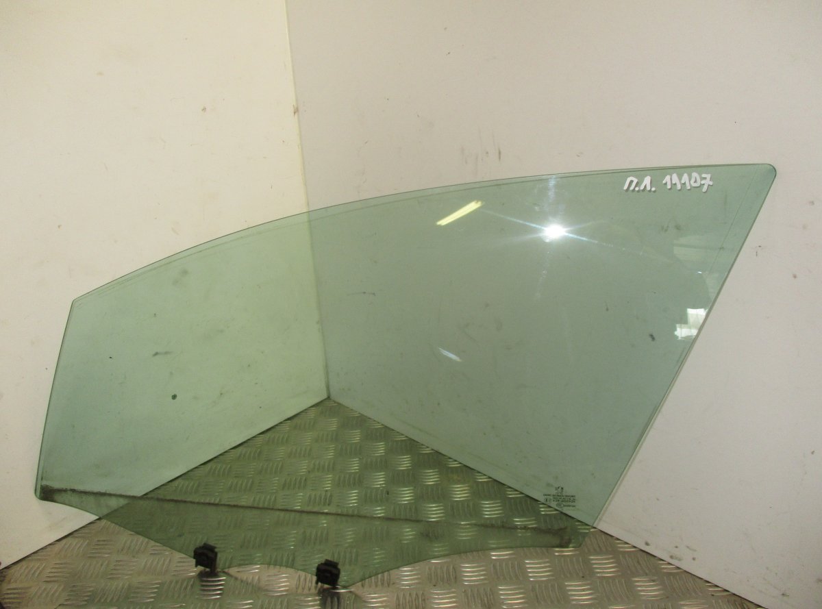 Peugeot 508 Door window glass front left PEUGEOT 508 I (W23) (2010-2018) Door window gla...