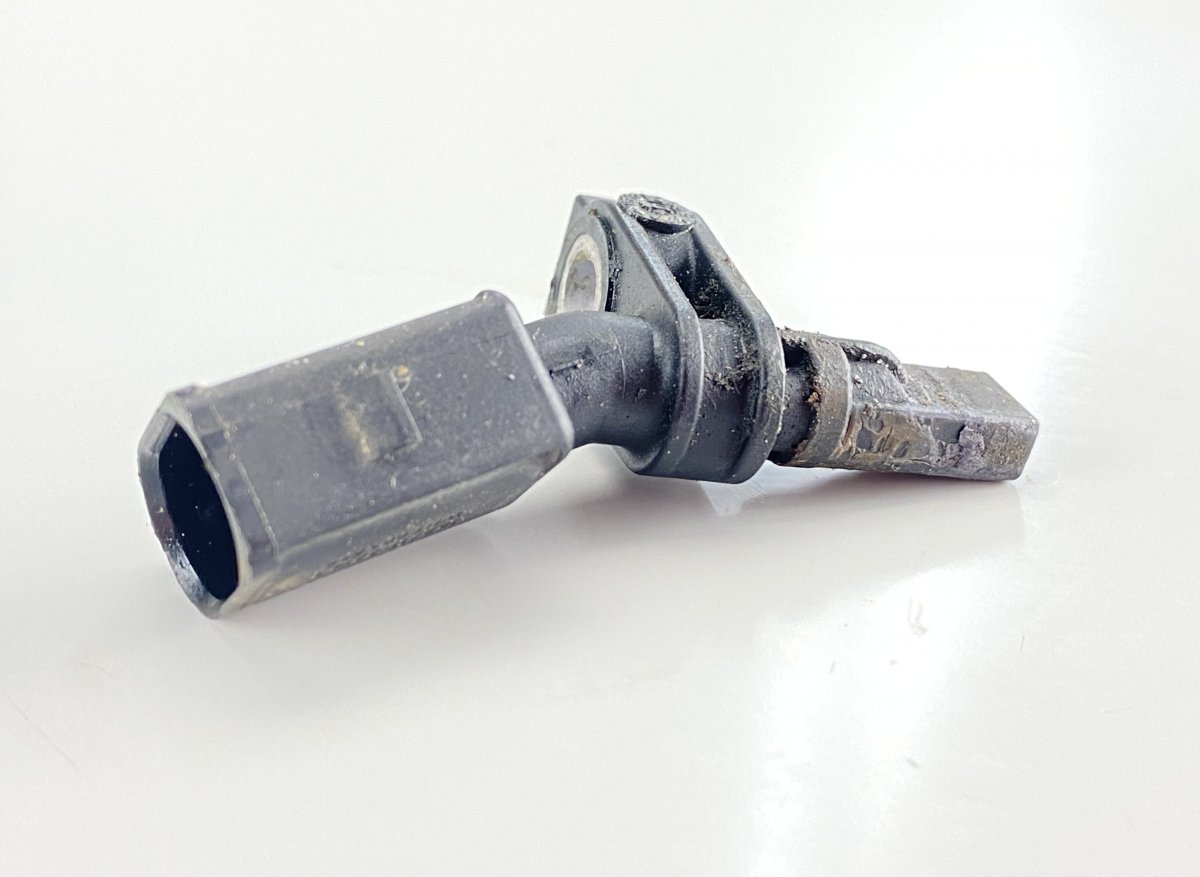 Volkswagen Polo ABS Sensor Front Right