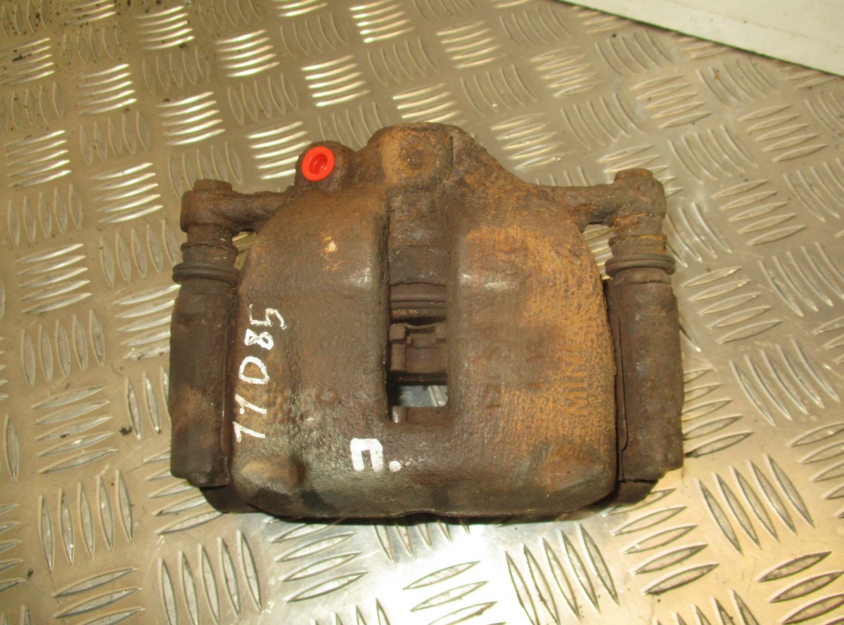 Brake caliper Front right Brand/Model: MINI MINI
Year: 2009
Engine: 1598c...