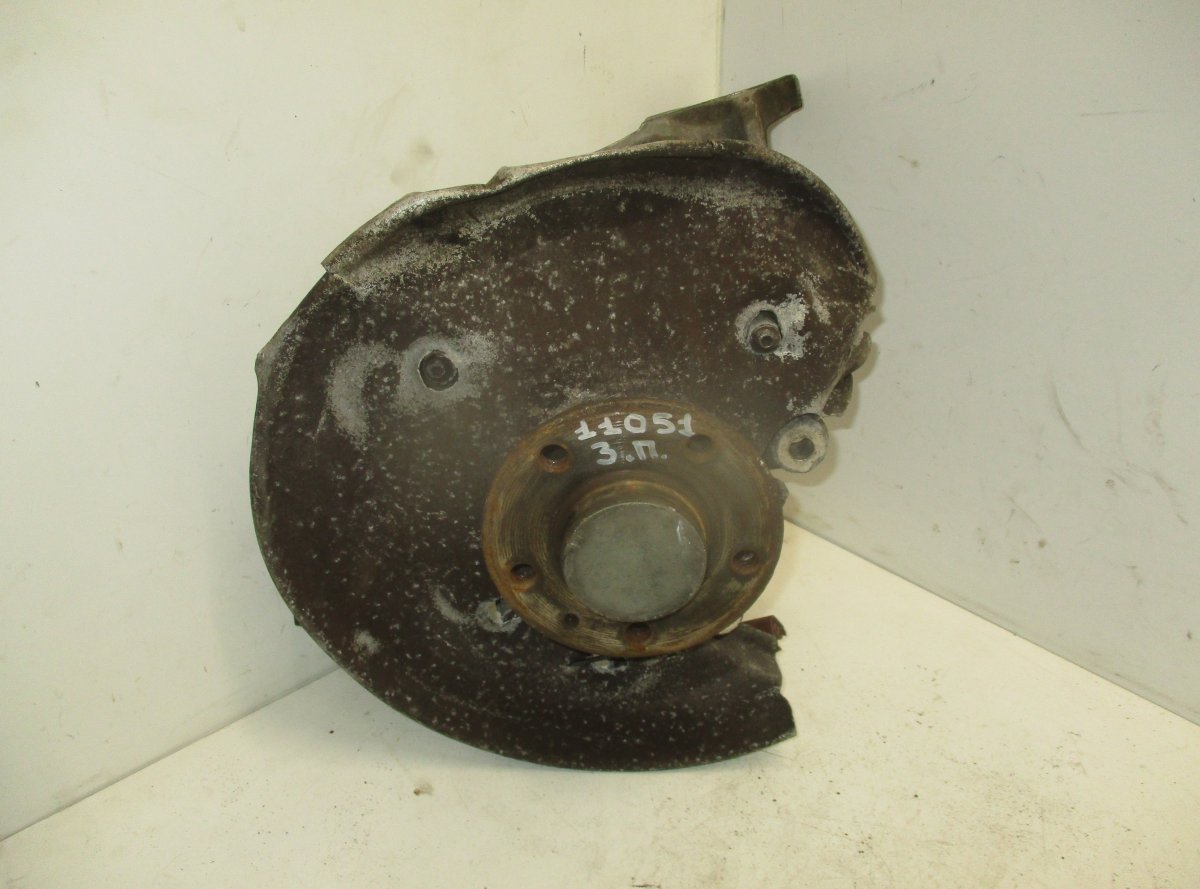 Audi A4 (B8) Wheel bearing housing — rear right Wheel bearing housing — rear right — AUDI A4 / ...