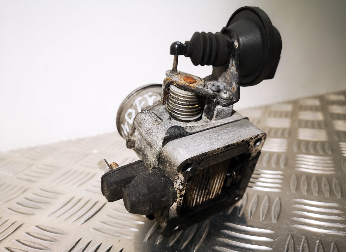 Hyundai i30 Throttle body HYUNDAI i30 I (FD) (2007-2012) Throttle body 35...