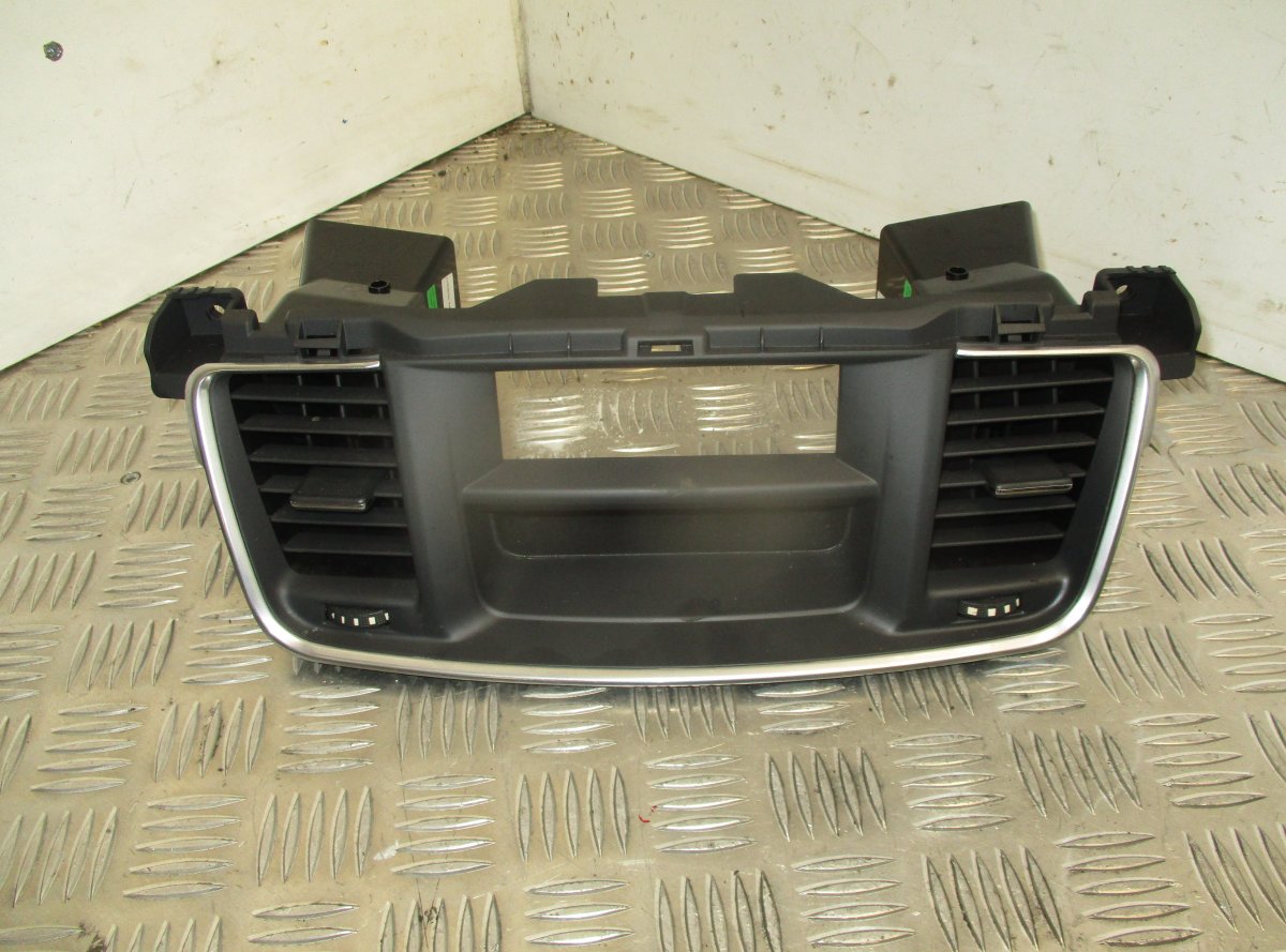 Peugeot 508 Air Vent Center Front