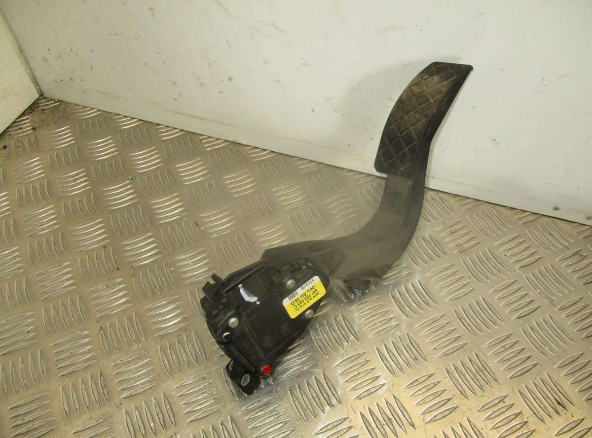 Audi A4 (B6) Accelerator Pedal AUDI A4 (B6) (2000-2004) Accelerator Pedal 8EI7...