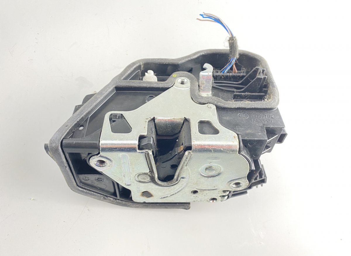 BMW 1 (E81 / E82 / E87 / E88) Door lock — front left Door lock — front left — BMW 1 (E81, E82, E87, ...