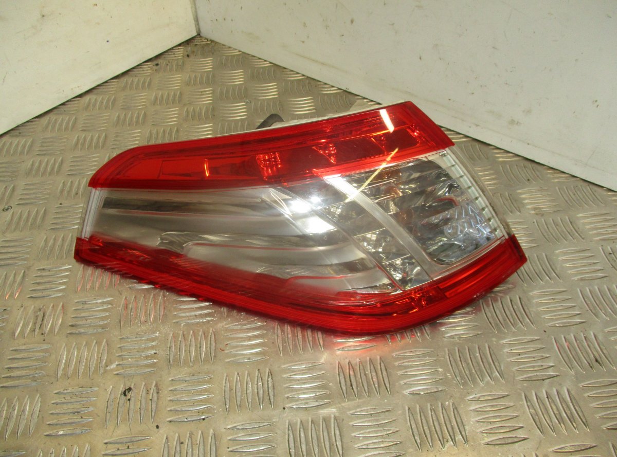 Peugeot 508 задняя фара (левая) PEUGEOT 508 I (W23) (2010-2018) Tail light left...