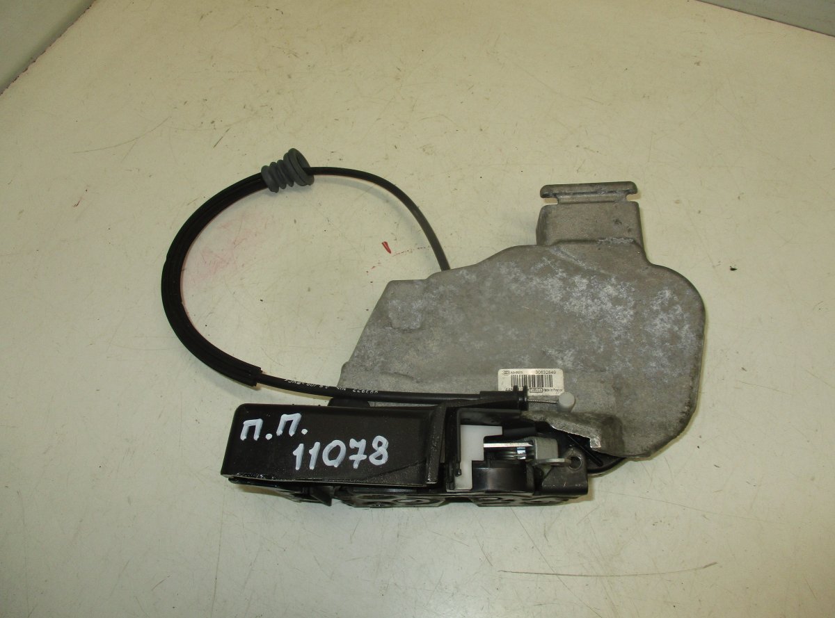 Volvo C30 Door Lock Front Right VOLVO S40 / V50 / C30 / C70 (MS, MW) (2004-2012...
