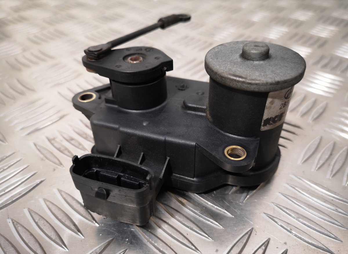 Hyundai i30 EGR Valve HYUNDAI i30 I (FD) (2007-2012) EGR Valve 283202...