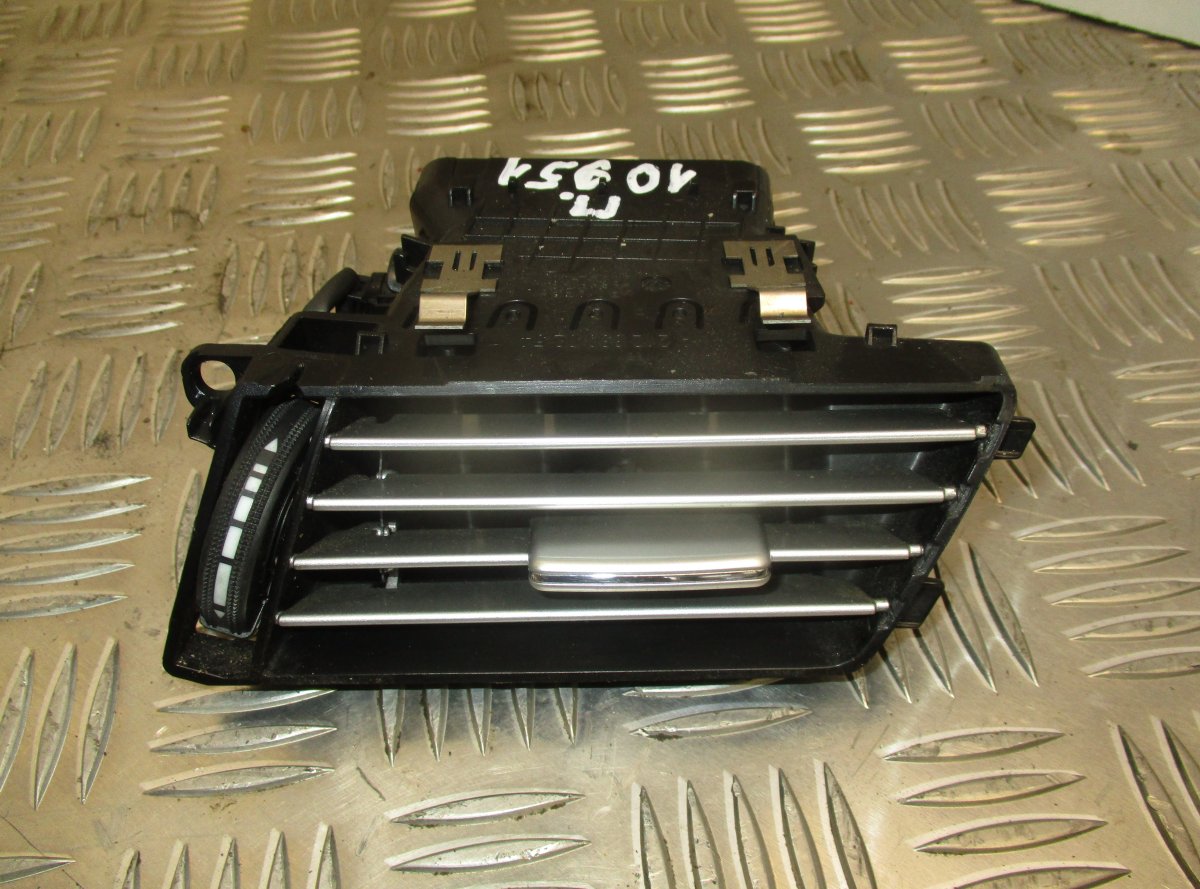 Mercedes-Benz A (W169) Air Vent front right MERCEDES-BENZ E-CLASS (W212) (2009-2016) Air Ve...