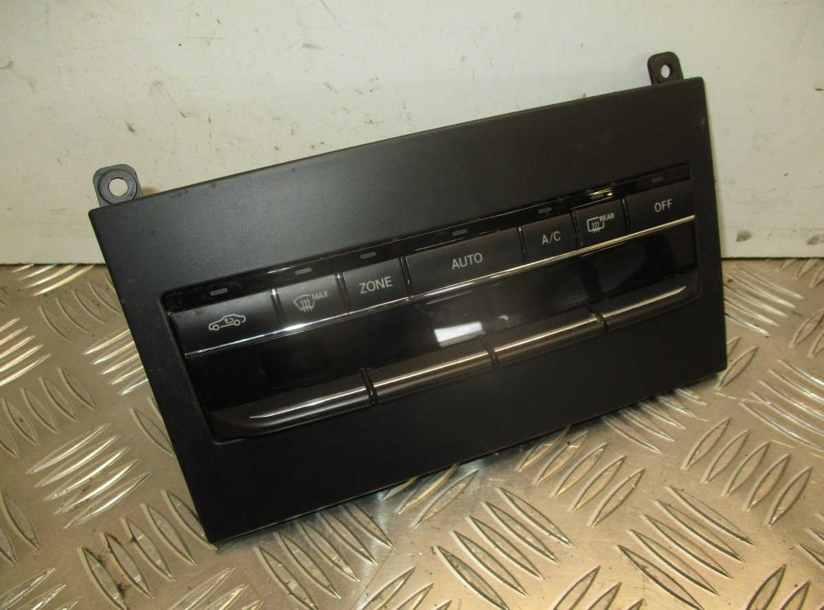 Mercedes-Benz A (W169) Heater control panel