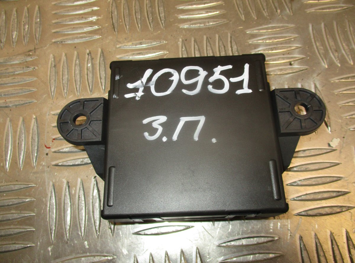 Mercedes-Benz A (W169) Door control unit rear right