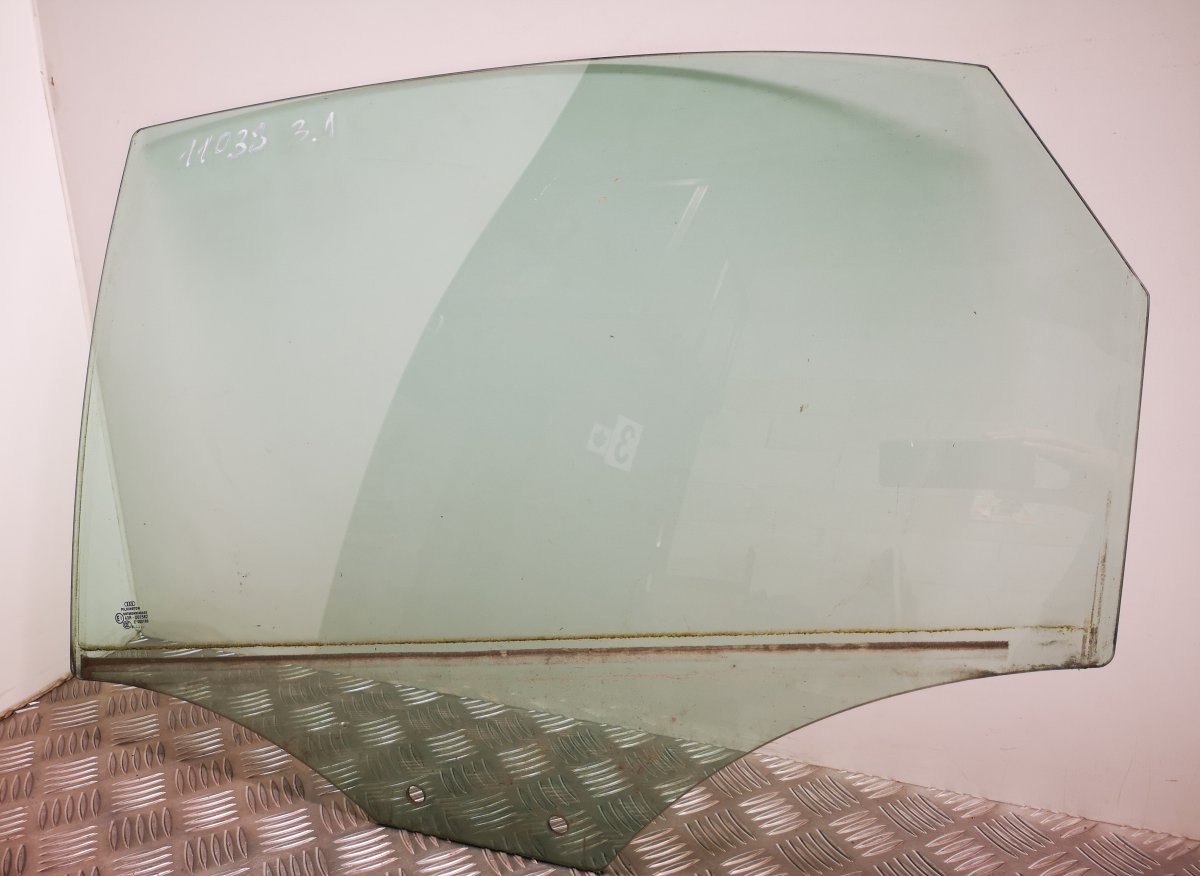 Audi A4 (B8) Door window glass rear left