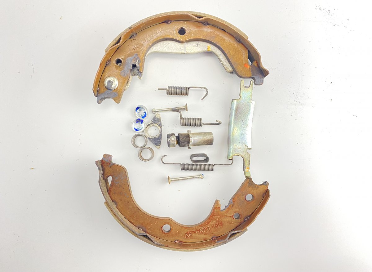 Subaru Legacy Parking brake, other