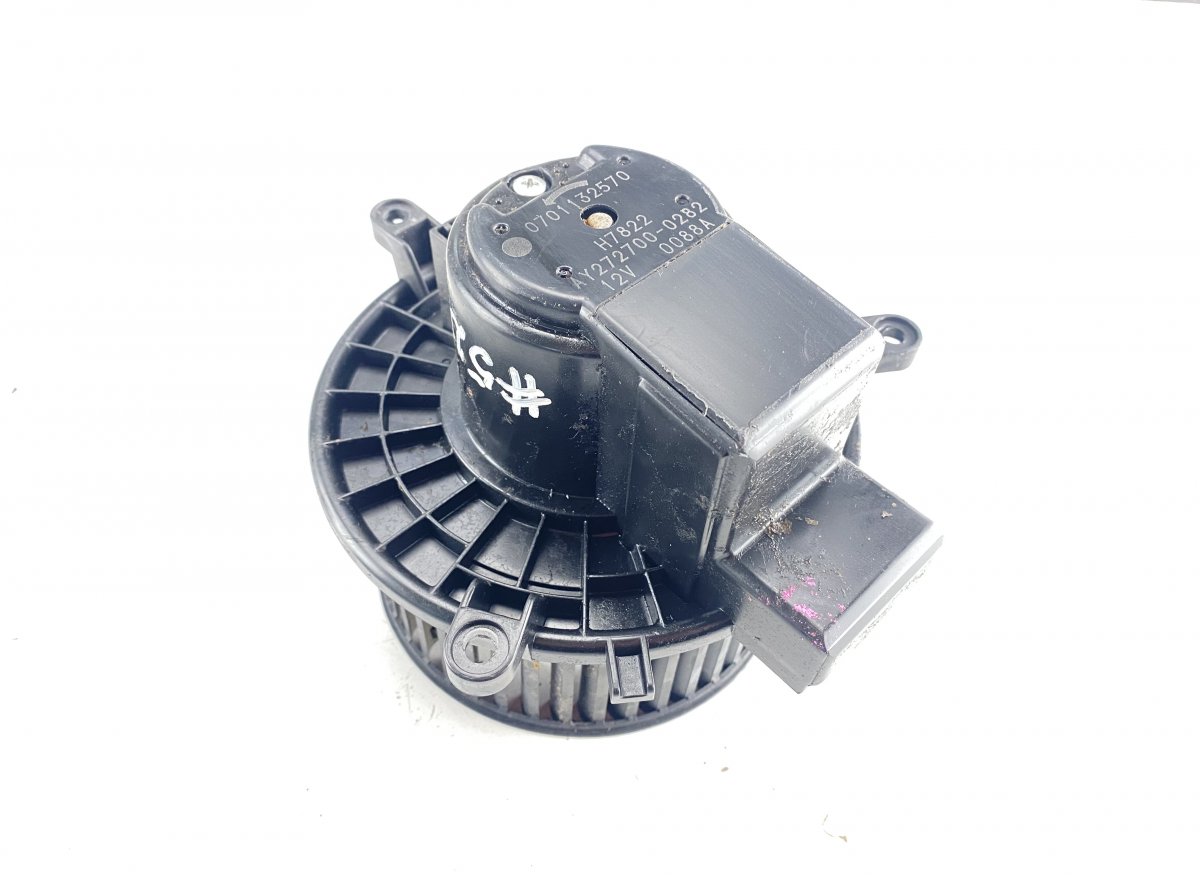 Chrysler Grand Voyager / Town & Country Heater fan rear