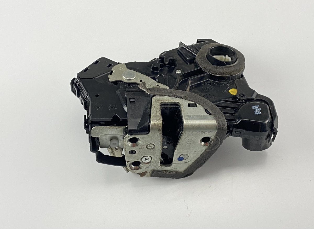 Toyota Yaris Door Lock Front Right