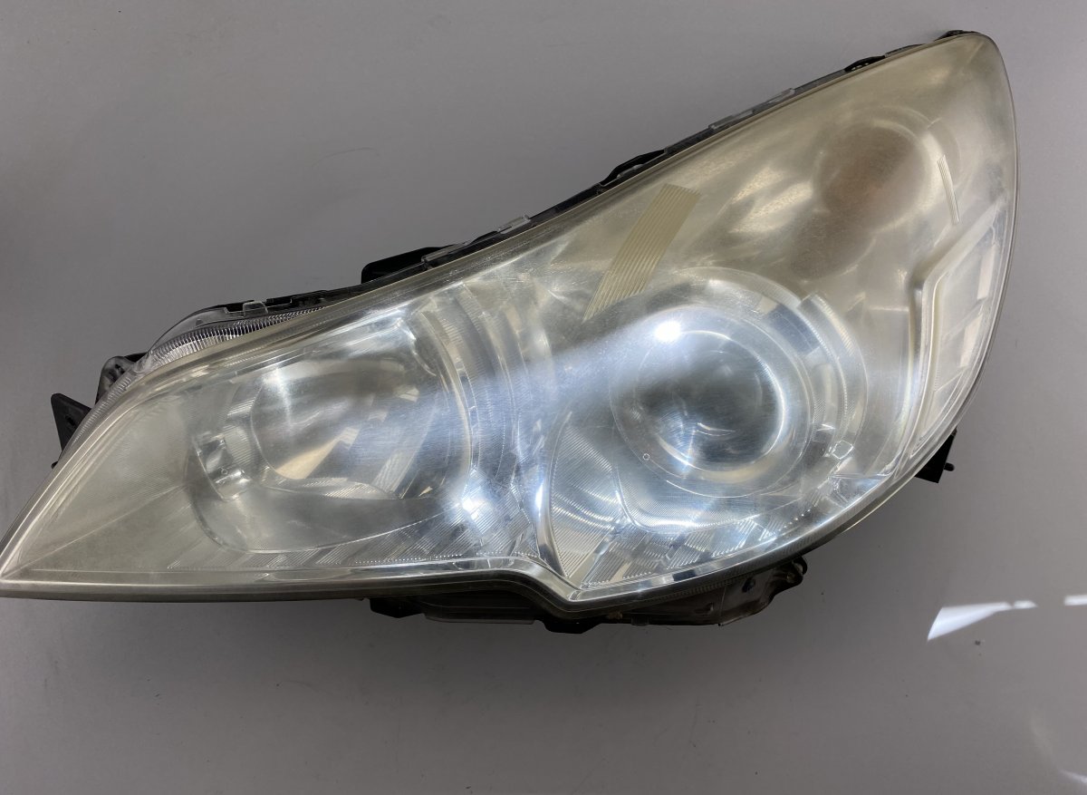 Subaru Legacy Left headlight Left headlight — SUBARU LEGACY V / Outback (200...