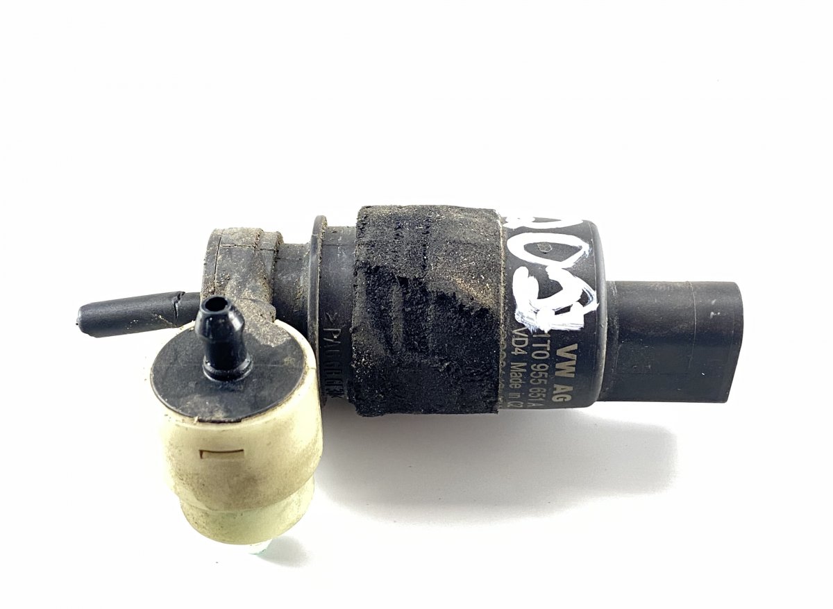 Audi A6 (C6) Washer pump Windscreen AUDI A6 / A6 ALLROAD (C6, 4F) (2004-2011) Washe...