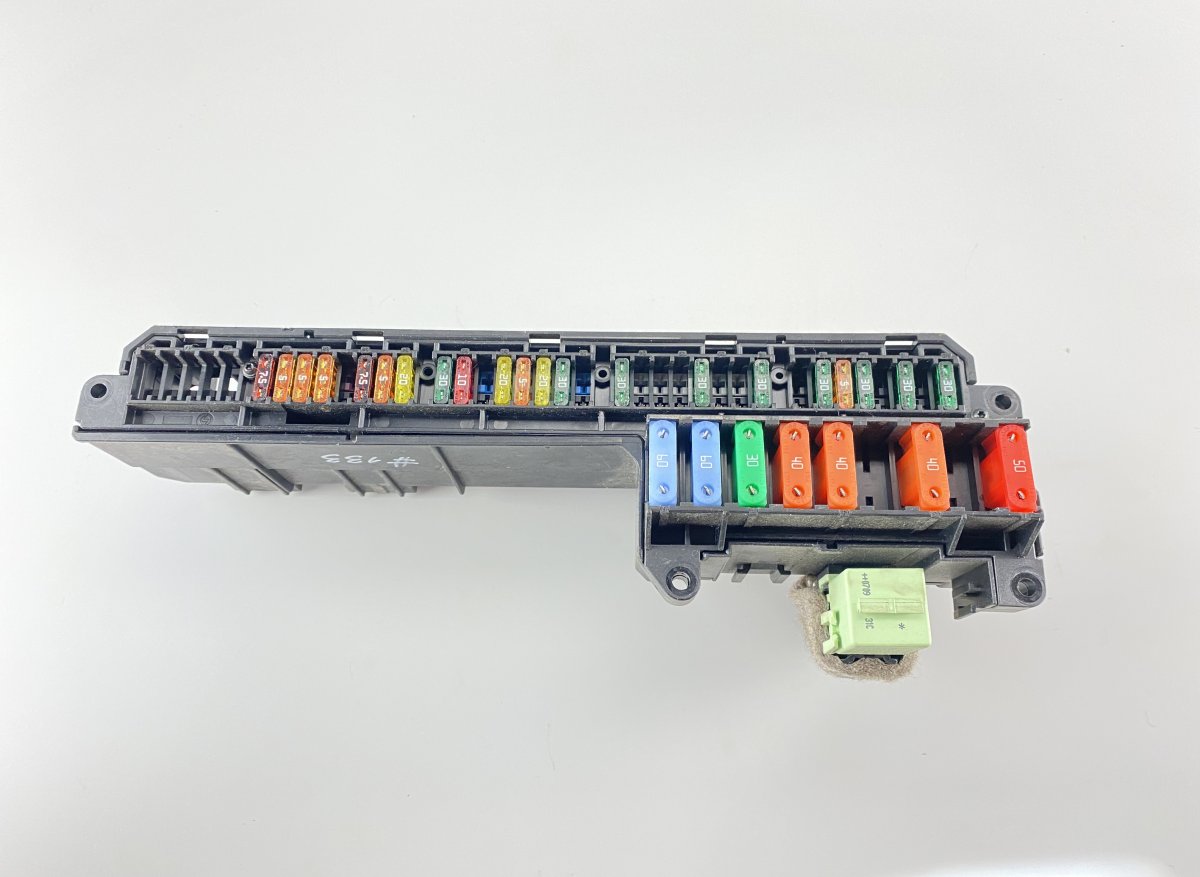 BMW 6 (E63 / E64) Fuse box Fuse box — BMW 6 (E63, E64) (2004-2010) — 69573...