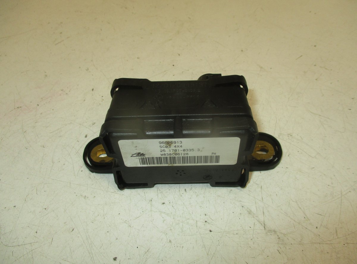 Chevrolet Captiva Yaw rate / kiertonopeus tunnistin CHEVROLET CAPTIVA I (2006-2018) YAW rate sensor...