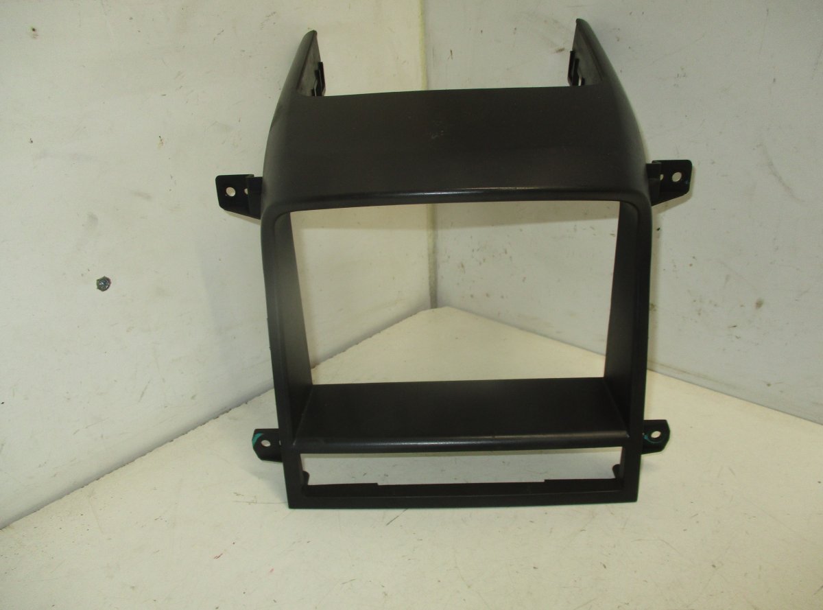Chevrolet Captiva Radio mounting frame CHEVROLET CAPTIVA I (2006-2018) Radio mounting ...