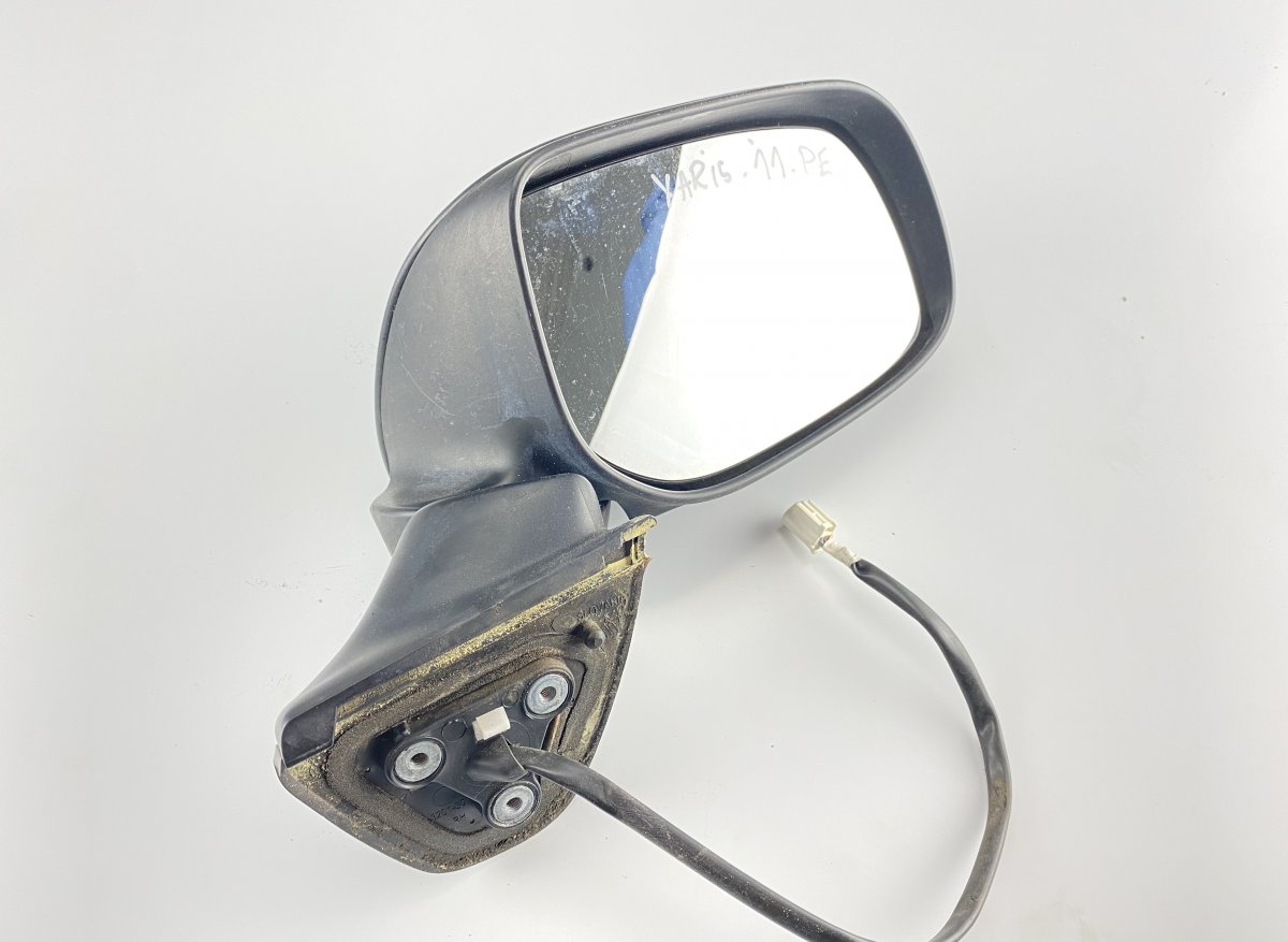 Toyota Yaris mirror right TOYOTA YARIS II (XP90) (2005-2013) Mirror right...