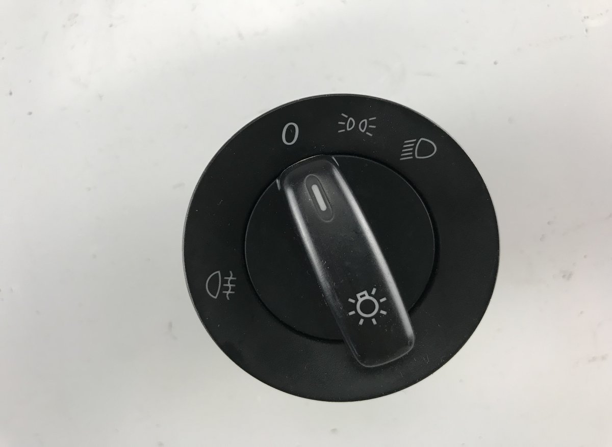 Volkswagen Golf 6 Headlight Switch Headlight switch — VW GOLF VI (5K) (2008-2013) ...