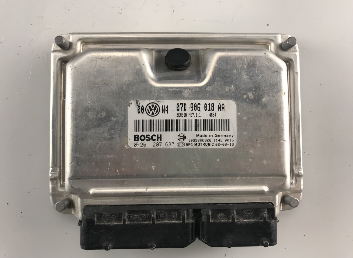 Volkswagen Passat Engine control unit (ECU)