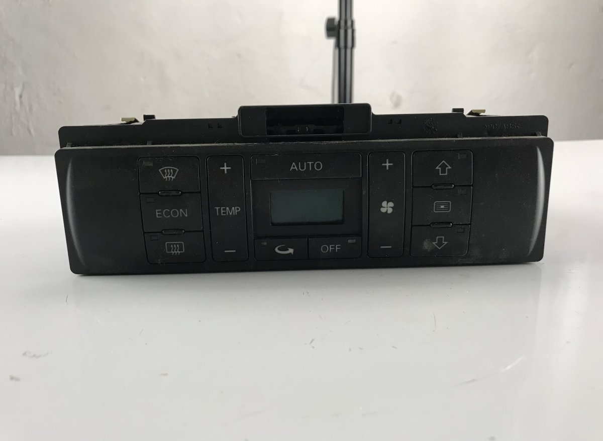 Audi A4 (B6) Heater control panel AUDI A4 (B6) (2000-2004) Heater control panel 8...