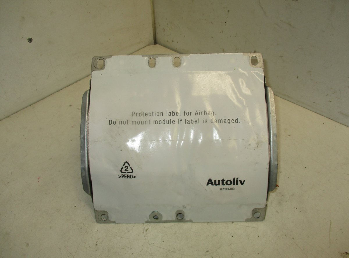 Volvo C30 passenger airbag VOLVO S40 / V50 / C30 / C70 (MS, MW) (2004-2012...