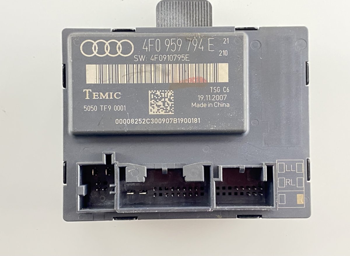 Audi A6 (C6) Door control unit rear right AUDI A6 / A6 ALLROAD (C6, 4F) (2004-2011) Door ...