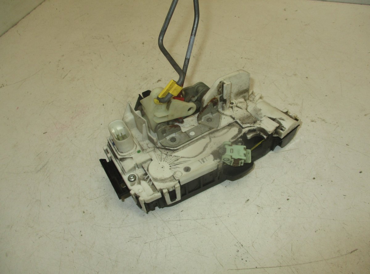 Dodge Caliber Door Lock Front Right DODGE CALIBER (2006-2012) Door Lock Front Right...