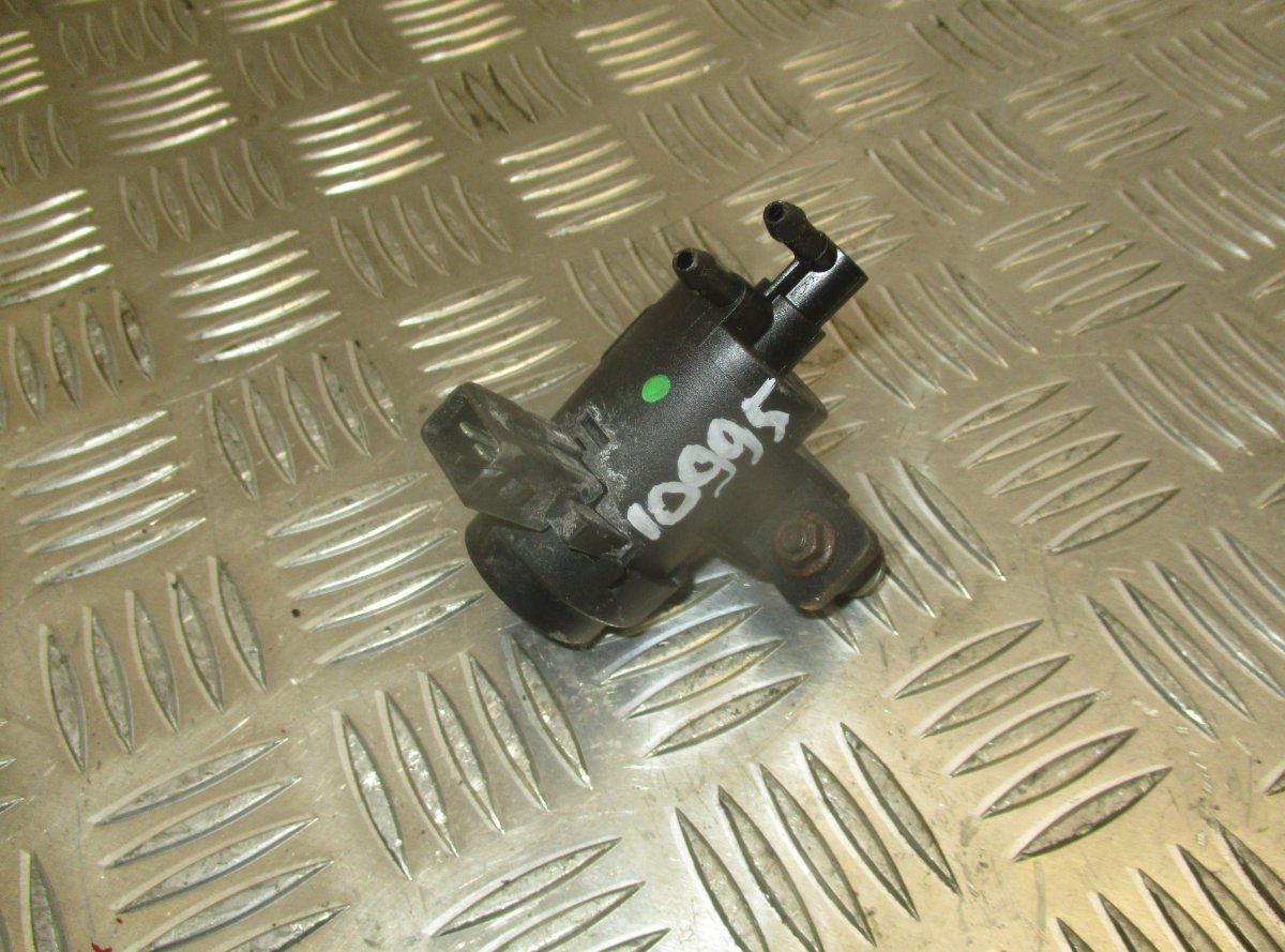 Renault Trafic Engine Solenoid Valve RENAULT TRAFIC II (2001-2015) Engine Solenoid V...