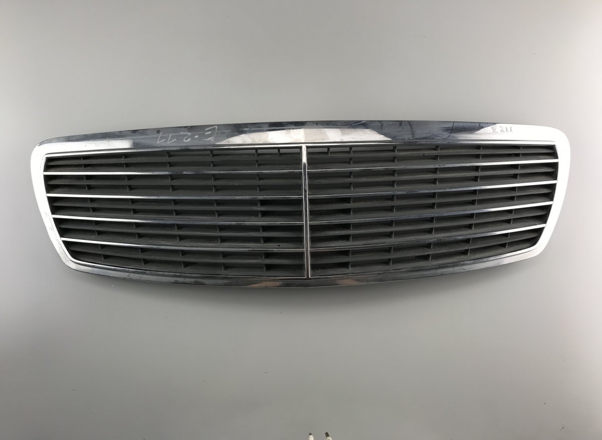 Mercedes-Benz A (W168) Radiator Grille MERCEDES-BENZ E-CLASS (W211) (2002-2009) Radiat...