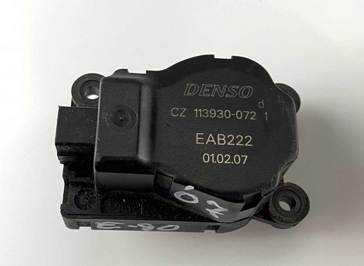 BMW 3 (E46) Evaporator air flow flap control motor BMW 3 (E90, E91, E92, E93) (2005-2011) Evaporat...