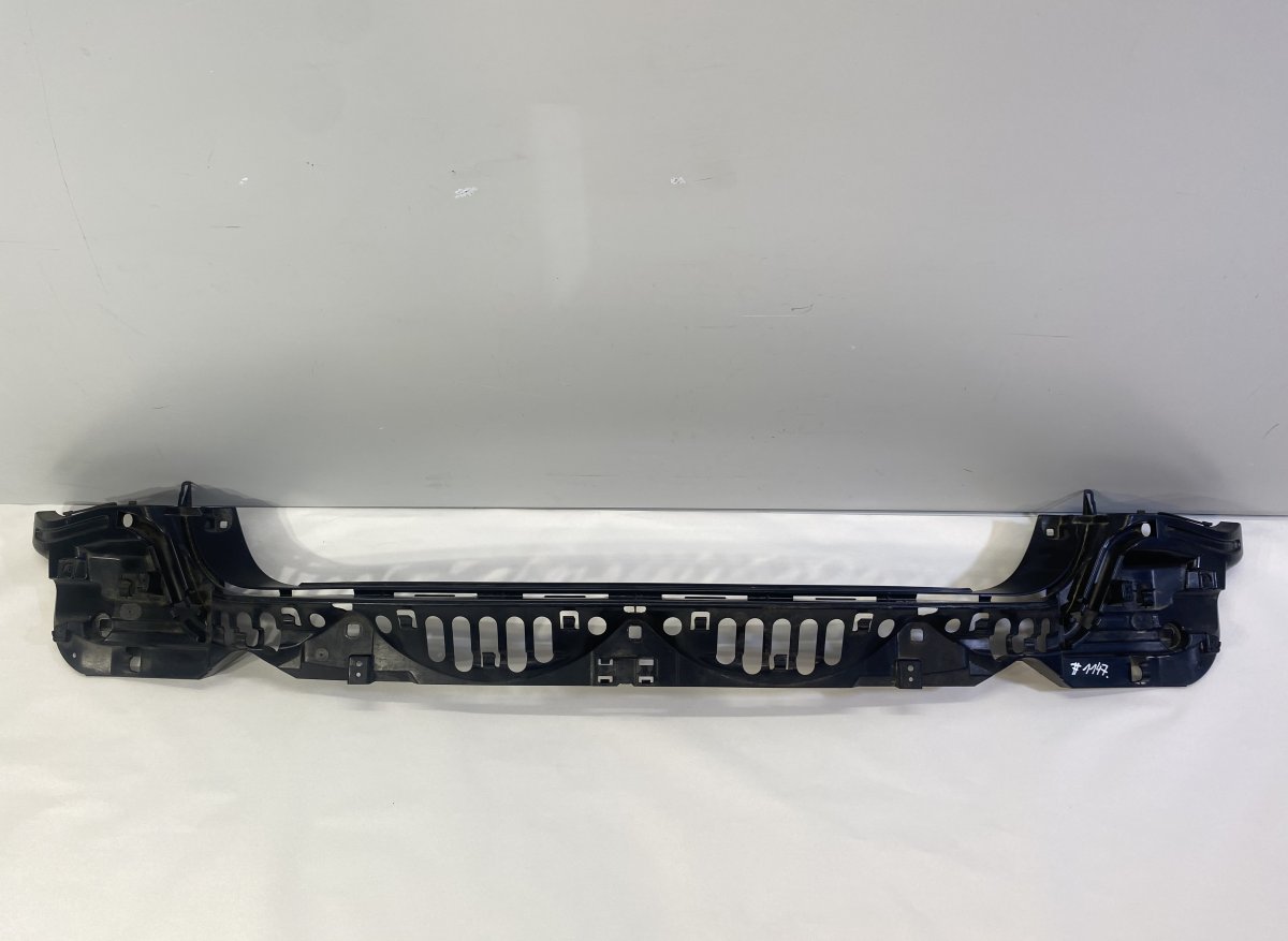 BMW 7 (F01 / F02 / F03 / F04) Rear bumper bracket, central BMW 7 (F01, F02) (2008-2016) Rear bumper bracke...