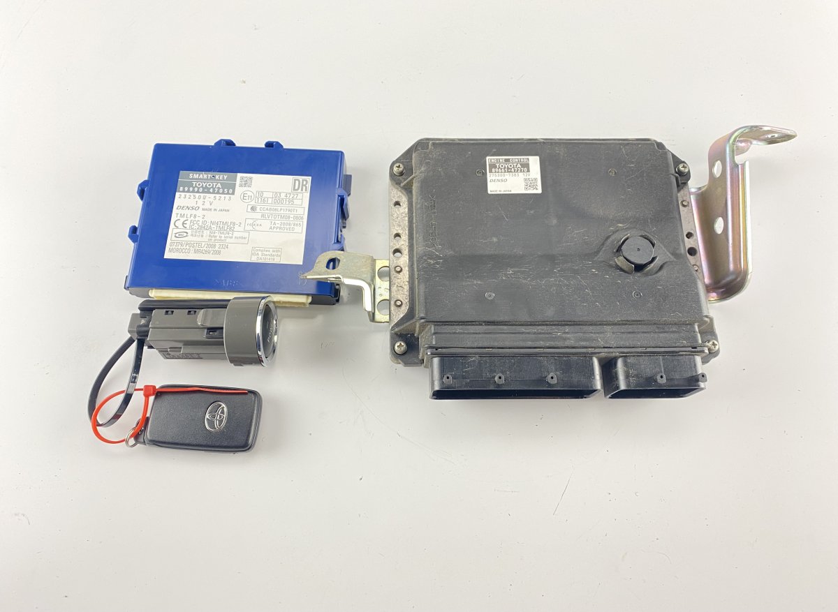 Toyota Prius Engine control unit (ECU) Engine control unit (ECU) — TOYOTA PRIUS III (X...